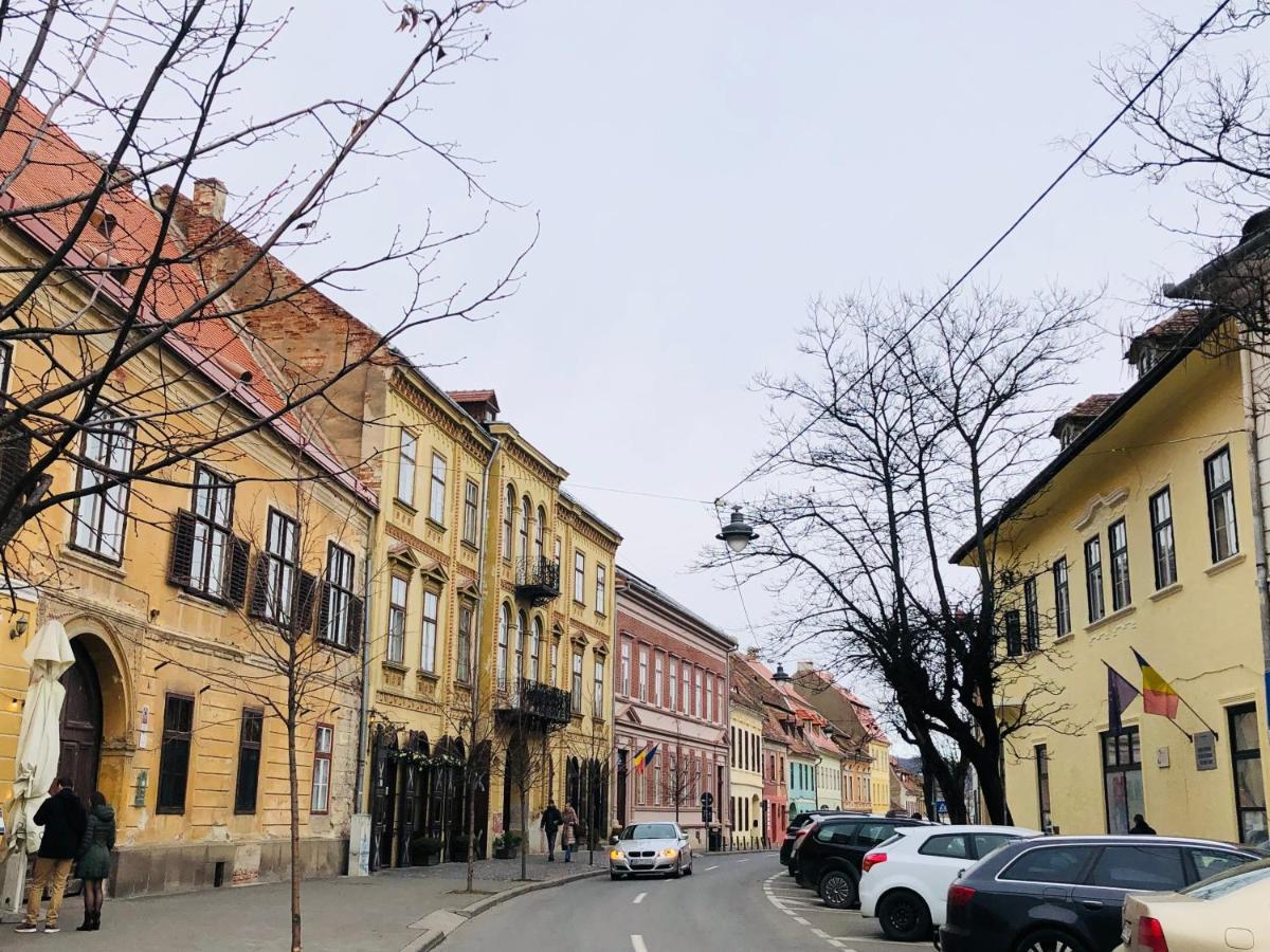 Historical Center 1 *